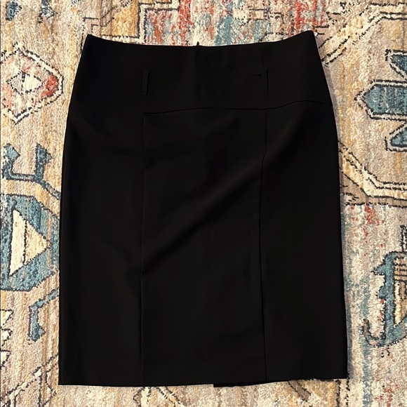 GNW Dresses & Skirts - GNW Black Pencil Skirt with Belt Loops Size 10
